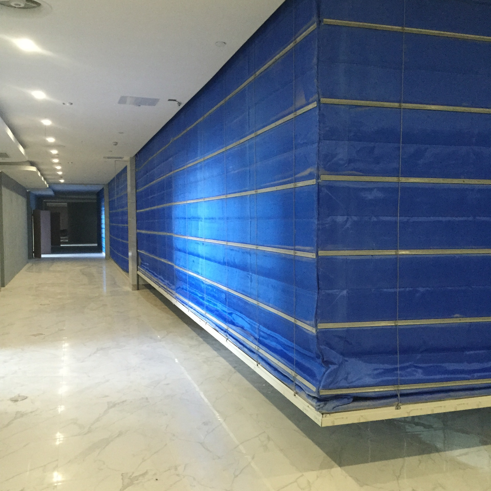 特級無機(jī)布卷簾門(mén)