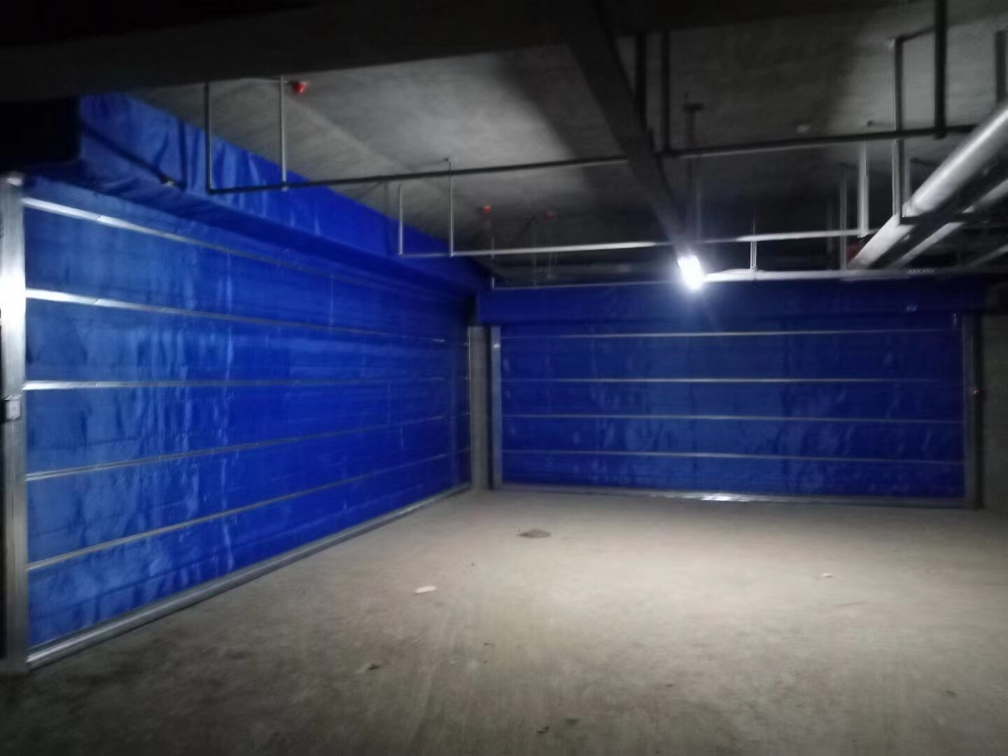 無機(jī)布 防火(huǒ)卷簾門(mén)