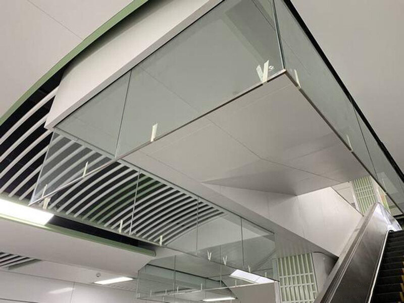 玻璃擋煙(yān)錘壁