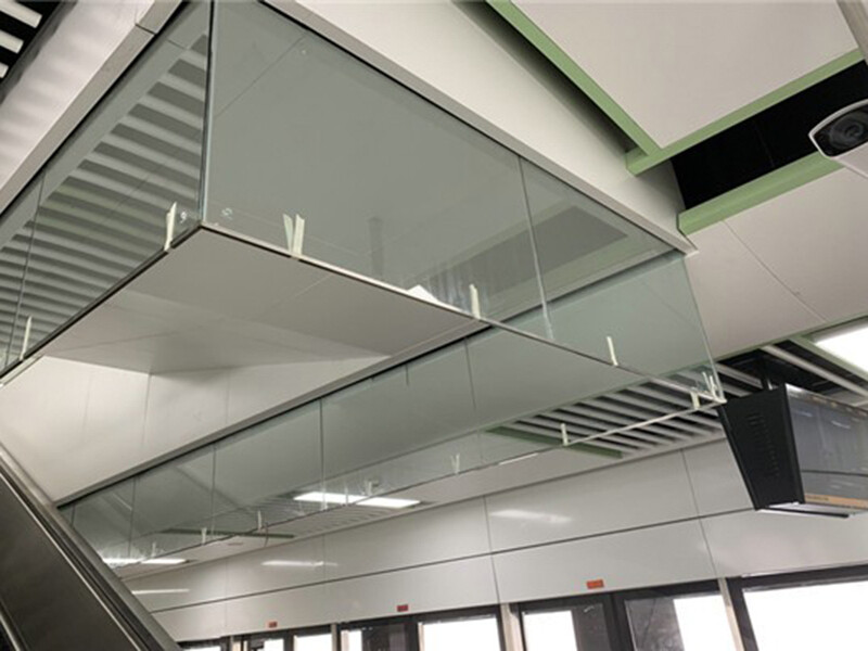 玻璃擋煙(yān)錘壁